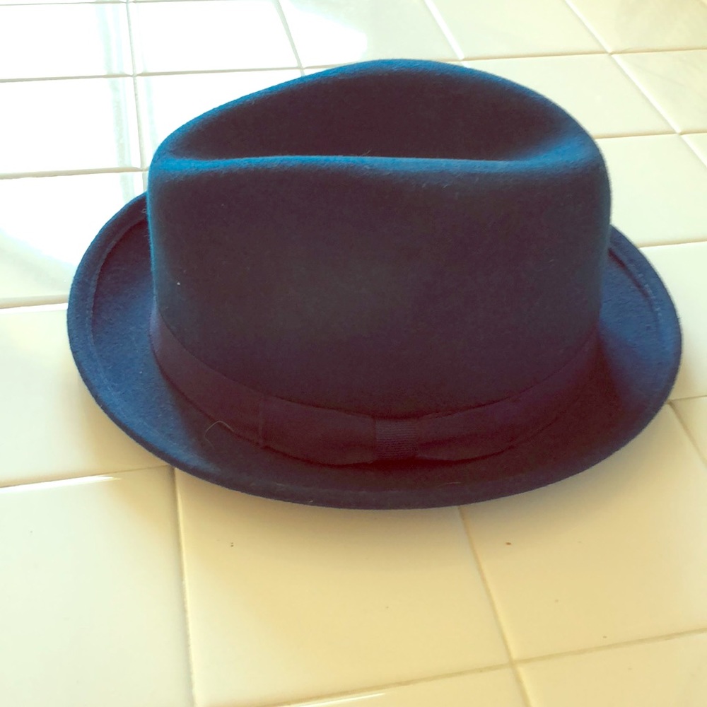 Felt hat. Urban outfitters